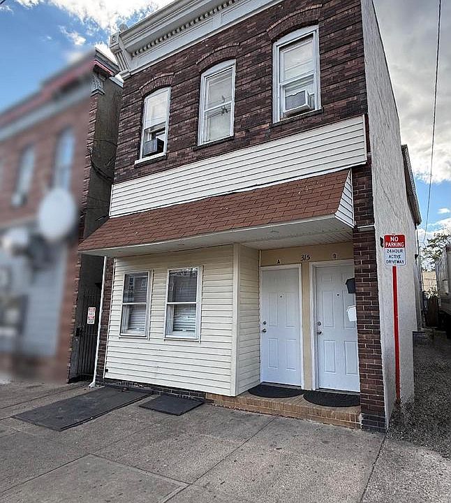 1st image of 315 Hudson St