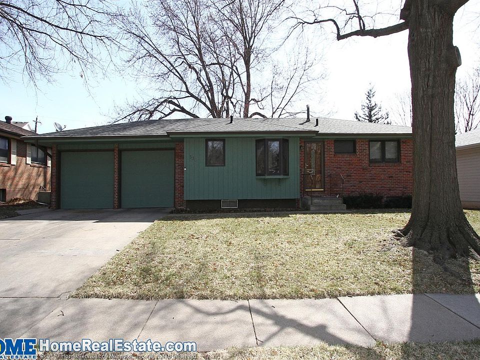 1st image of 536 N 81st St