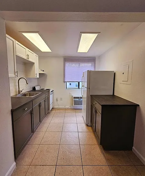 2154 Bradford St #226 — Photo 3
