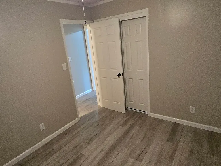 503 Courtland Ave #1 — Photo 5