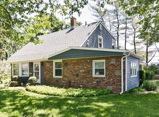 316 Lansdown Ave, Carle Place, NY 11514