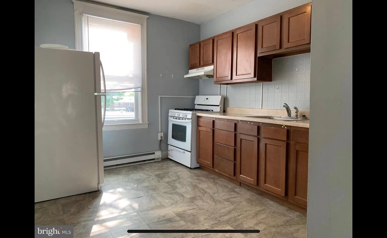 2 bed, 850 sqft, $1,250 — Photo 4