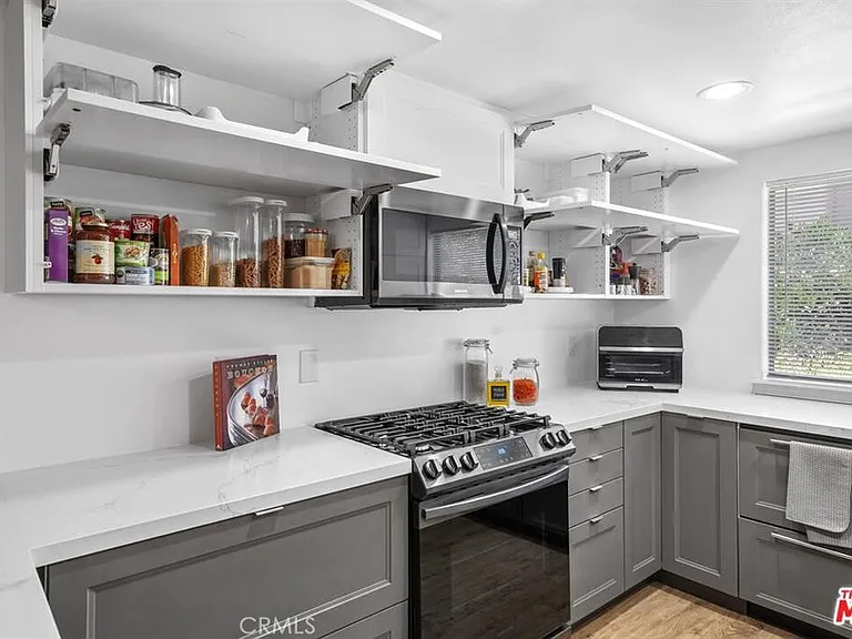 5123 Castelotte Ct — Photo 13