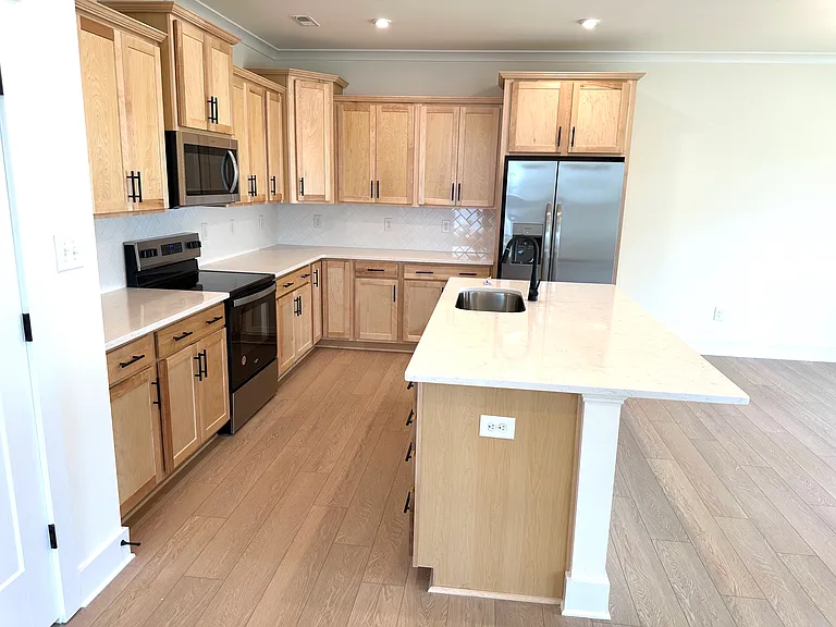 7930 Hartridge Dr — Photo 18