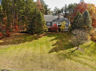 1573 Kile Rd, Metamora, MI 48455