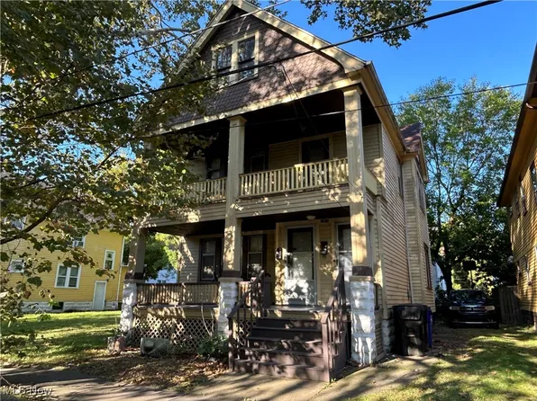 2954 E 67th St, Cleveland, OH 44127