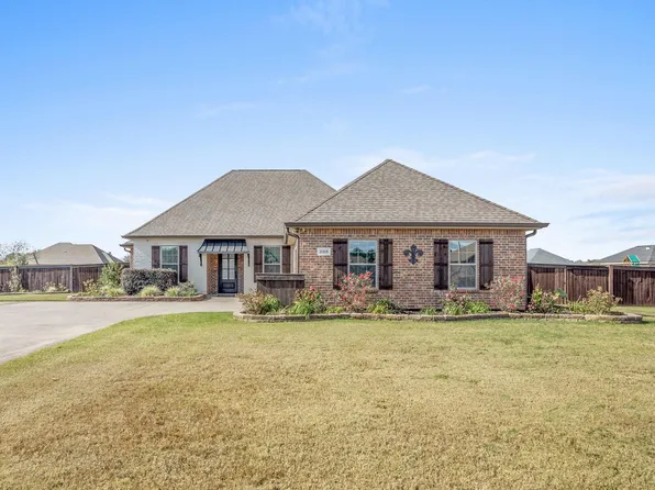 2319 Gracie Dr, Lake Charles, LA 70611