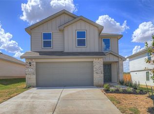 324 Cottonmouth Ln, Seguin, TX 78155