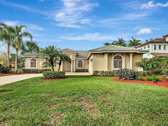 2nd image of 4658 SW Long Bay Drive
