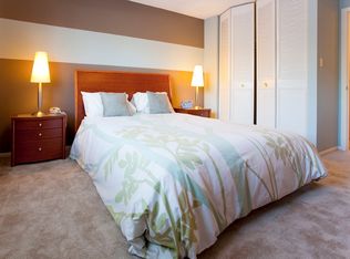 300 W 96th St APT 3L, Minneapolis, MN 55420