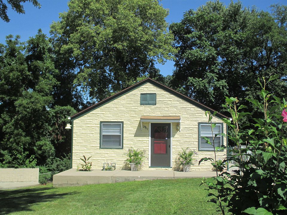 1st image of 2901 S 10th St