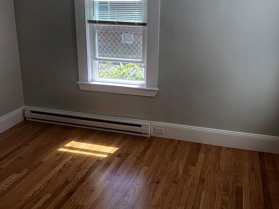 2nd image of 455 Somerville Ave #1