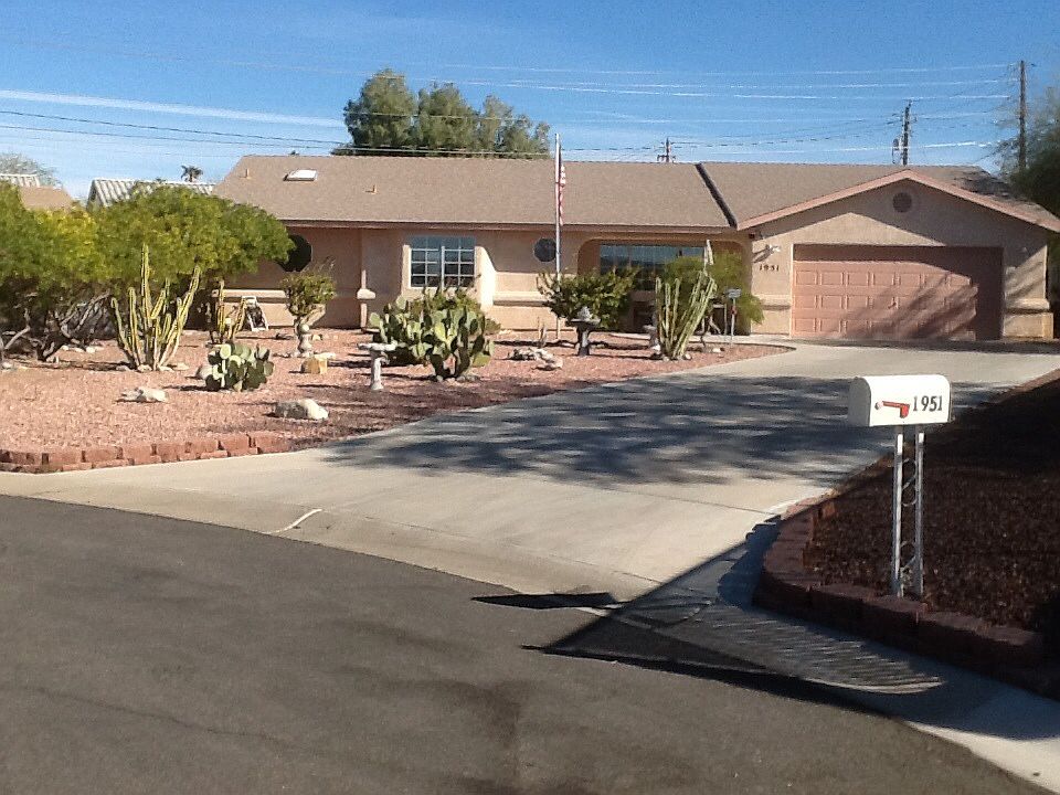 1st image of 1951 Pine Ln