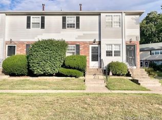 15 Bradley Cir #I, Enfield, CT 06082