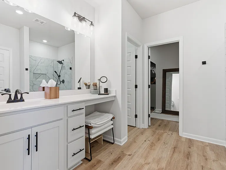 148 Flintridge Dr — Photo 23