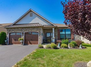 3489 Treeview Dr, Emmaus, PA 18049