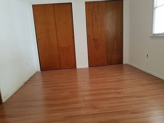 4th image of 11 Cherrywood Ct