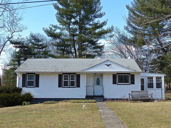 2nd image of 9 Prospect St