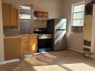 3255 S Halsted St, Chicago, IL 60608