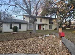 765 Winfield Cir, Windcrest, TX 78239