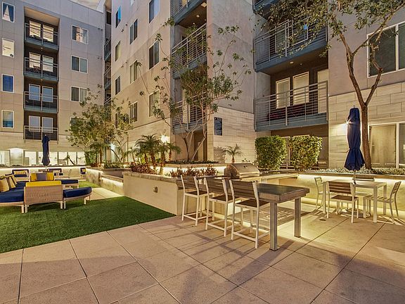 3rd image of 909 E Playa Del Norte Dr #2057