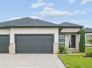 6516 Julia Cir, Lincoln, NE 68516