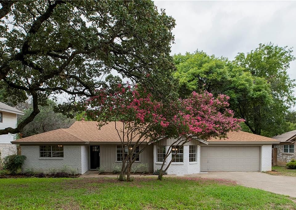 1st image of 610 Eastcliff Dr