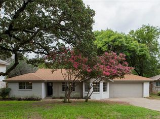 610 Eastcliff Dr, Euless, TX 76040