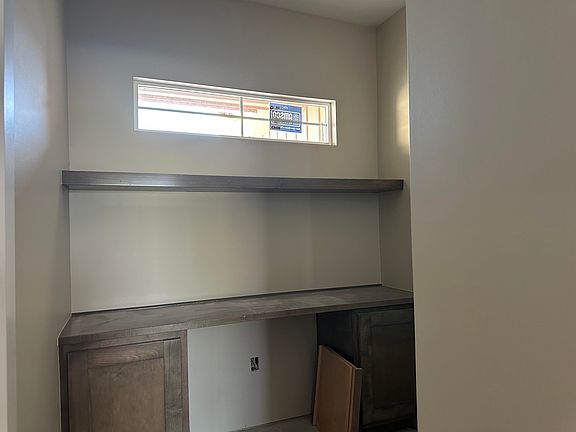 4th image of 4430 N Sunny Cir