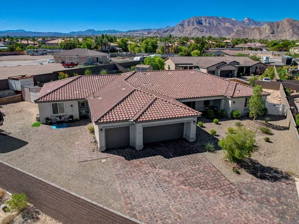 8621 Hickam Ave, Las Vegas, NV 89129