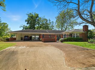 1000 SE 3rd St, Antlers, OK 74523