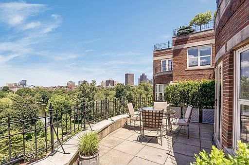 2nd image of 300 Boylston St #505/603