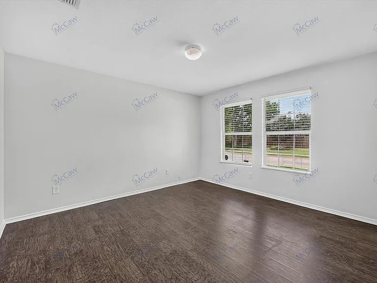 1608 Diamond Lake Trl — Photo 12