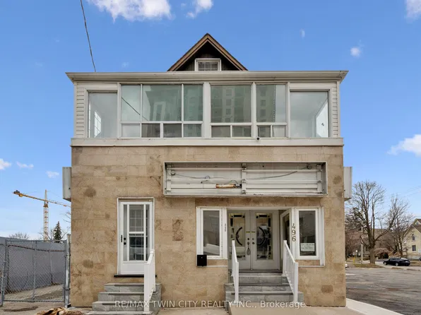 496 King St E, Kitchener, ON N2G 2L6