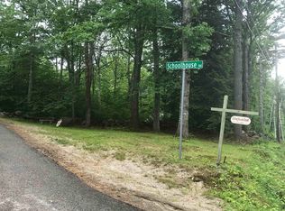 19 Schoolhouse Rd, Center Tuftonboro, NH 03816