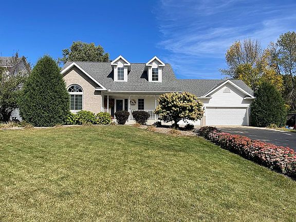 3rd image of 1130 Jerake Pl NE