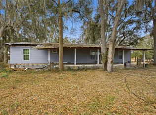 1823 Welcome Rd, Lithia, FL 33547