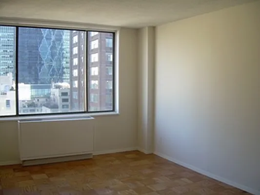 Rented by City Connections Realty | media 9