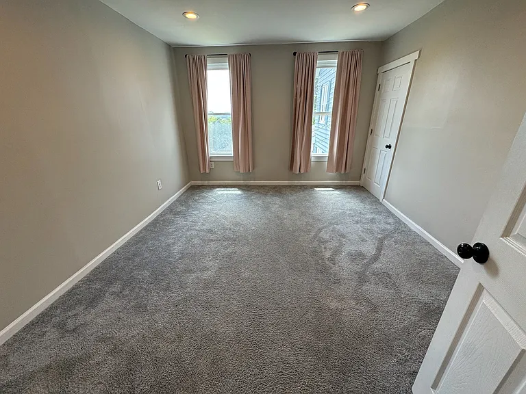 5029 Norwood Ave — Photo 38