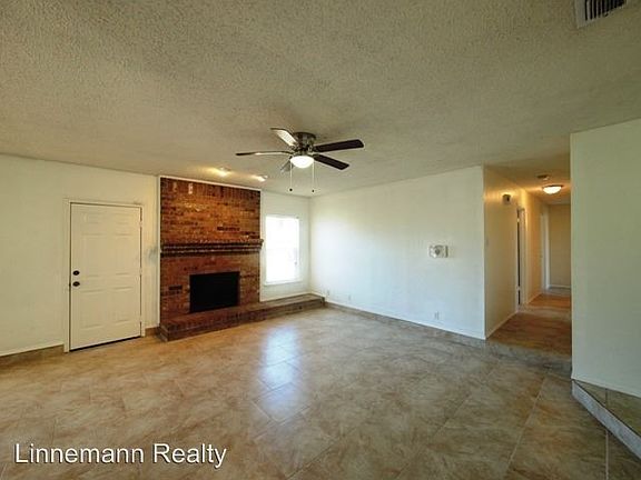 4th image of 2301 Kirk Cir