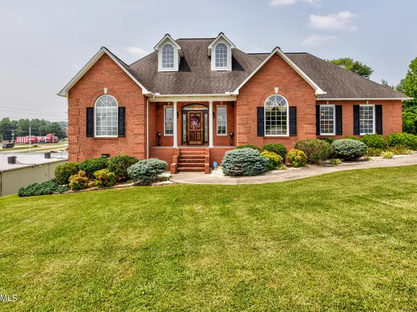 111 Colonial Hts, La Follette, TN 37766