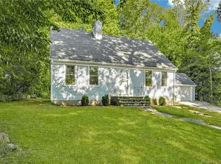 56 Hemlock Trl, Trumbull, CT 06611