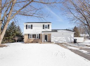 7420 14th Ave, Jenison, MI 49428