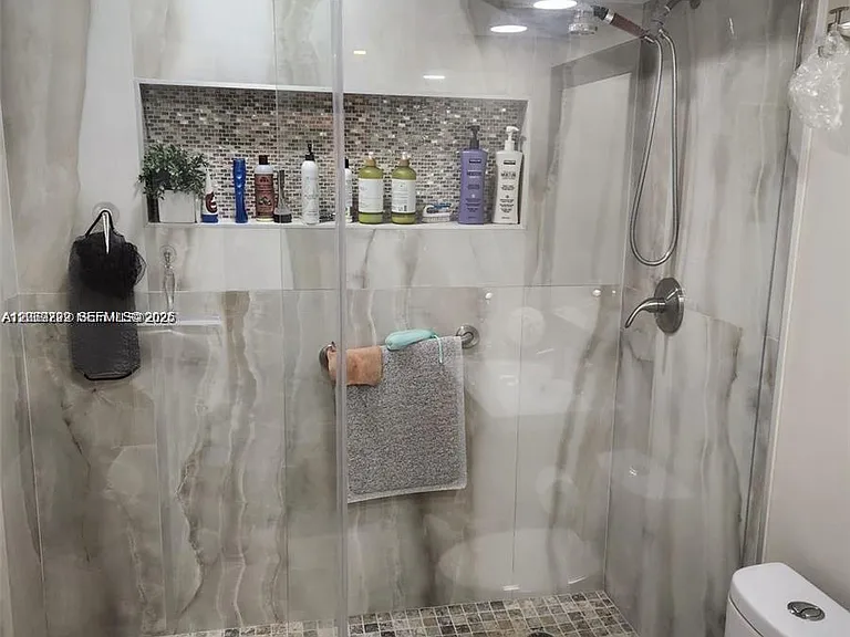 806 Cypress Grove Ln #403 — Photo 19
