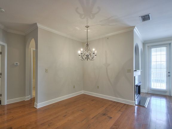 3rd image of 309 Seven Springs Way APT 203