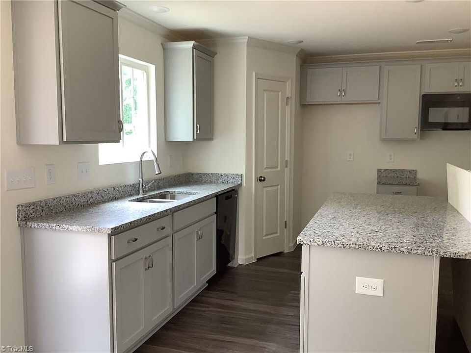 2nd image of 3524 Marksbury Dr