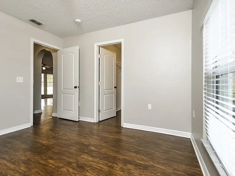 6025 Live Oak Dr — Photo 12