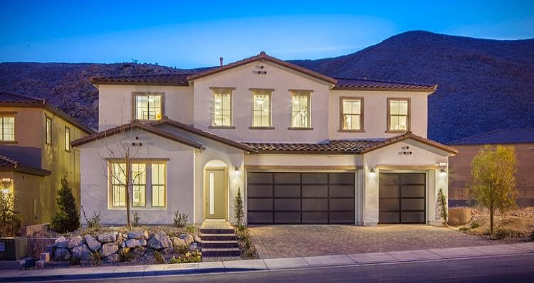 Woodside Homes - Sarasate Plan - Model Home