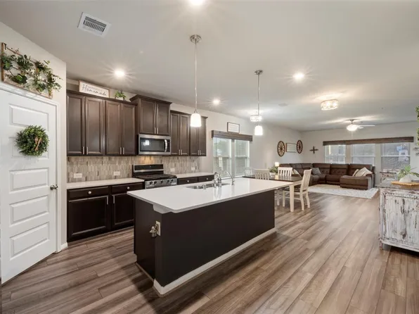 13010 Red Blossom Cir, Tomball, TX 77375