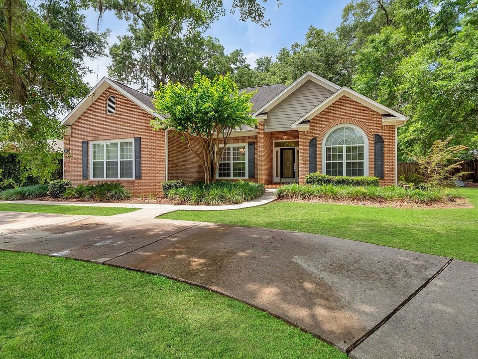 1st image of 4095 McLaughlin Dr